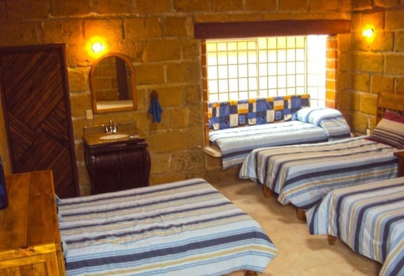 Отель Bungalows Tequisquiapan