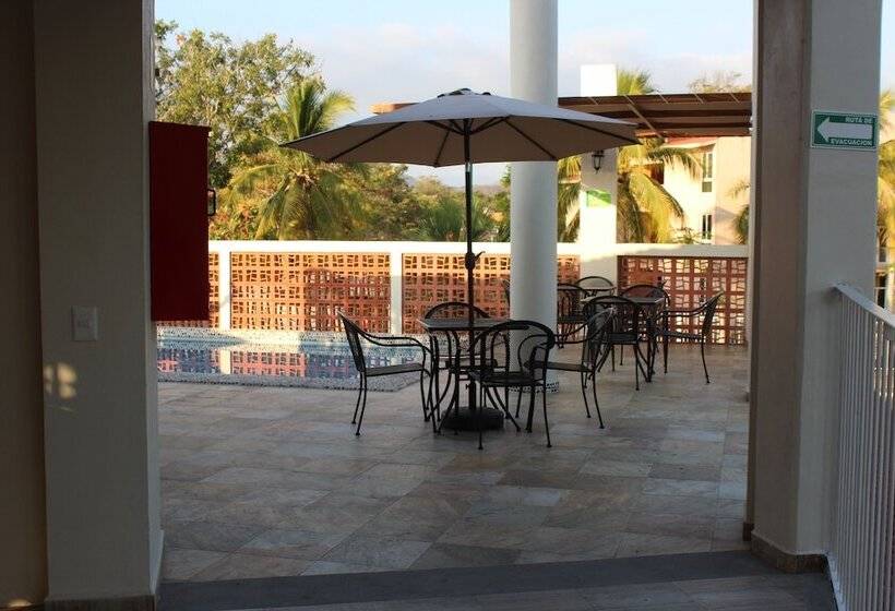 Отель Casa Ixtapa