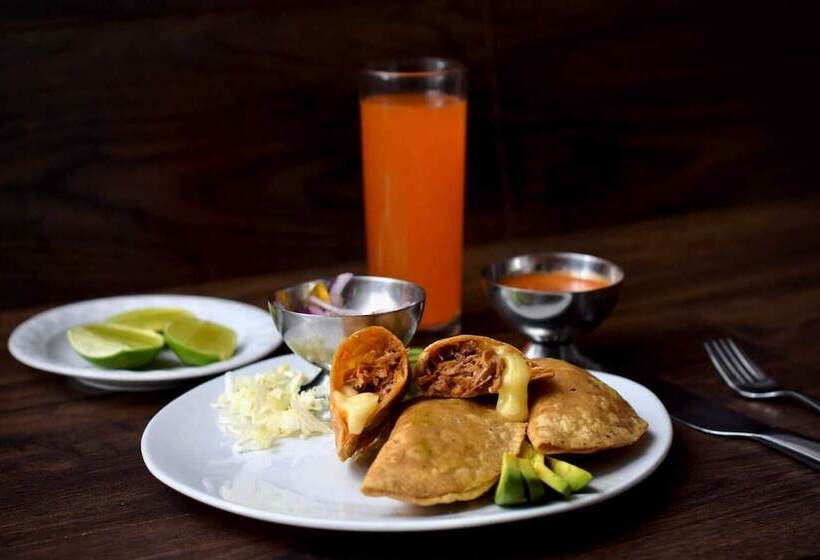 Отель Casa Ixtapan