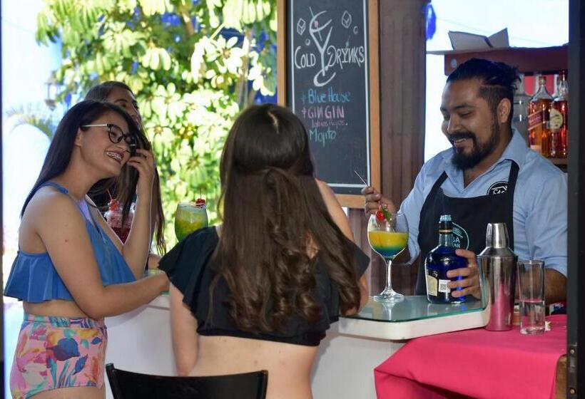 Отель Casa Ixtapan