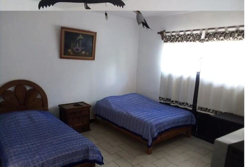 هتل Hospedaje Jardinera