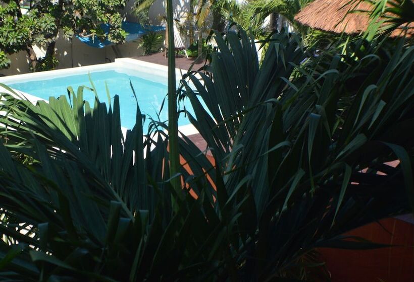 בית מלון כפרי Kukulcan By Emotion