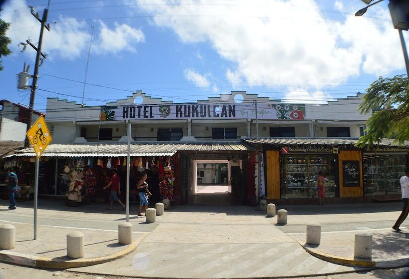 בית מלון כפרי Kukulcan By Emotion