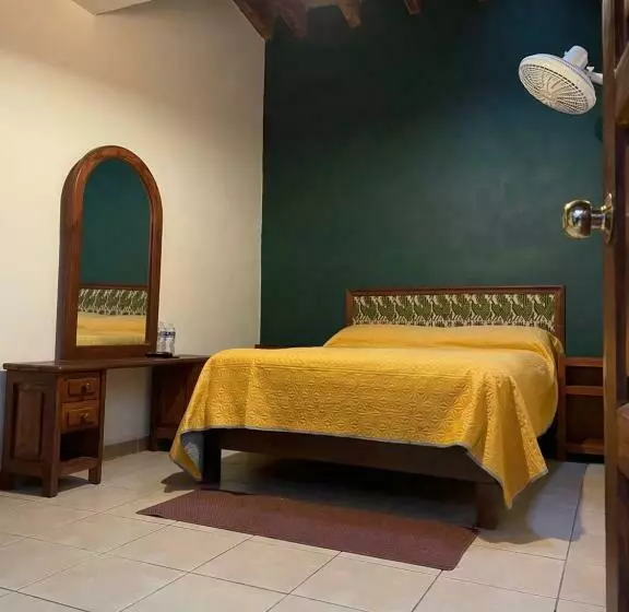 هتل Hospedaje Las Orquideas