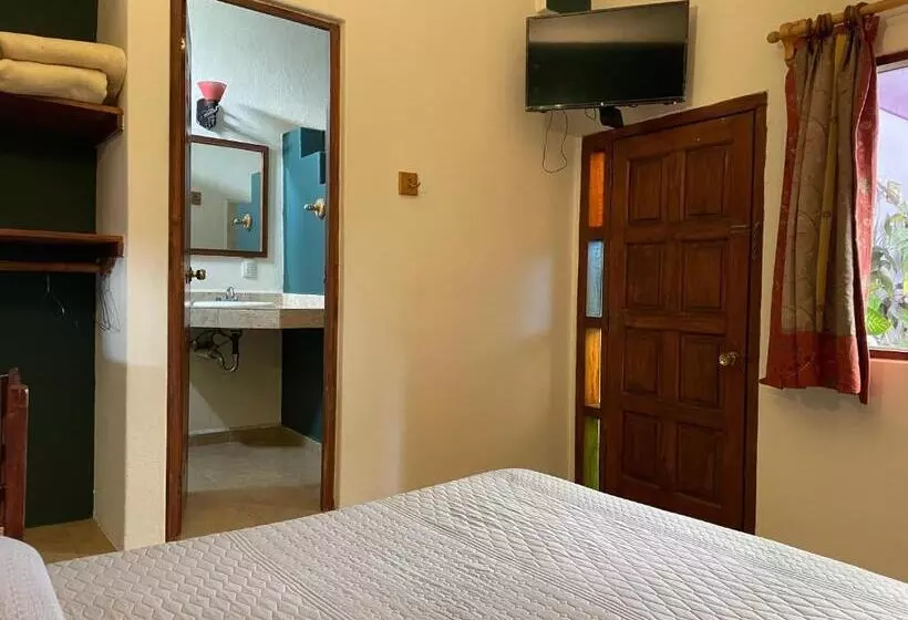 هتل Hospedaje Las Orquideas