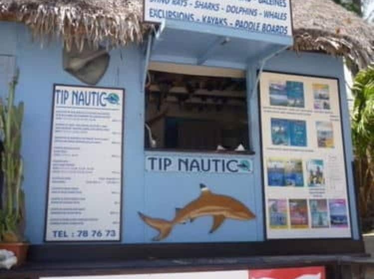 هتل Les Tipaniers