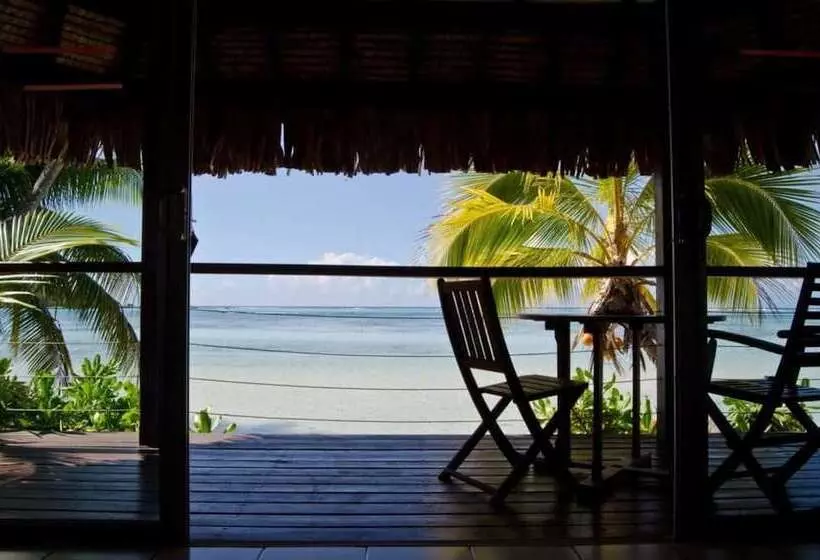 هتل Les Tipaniers