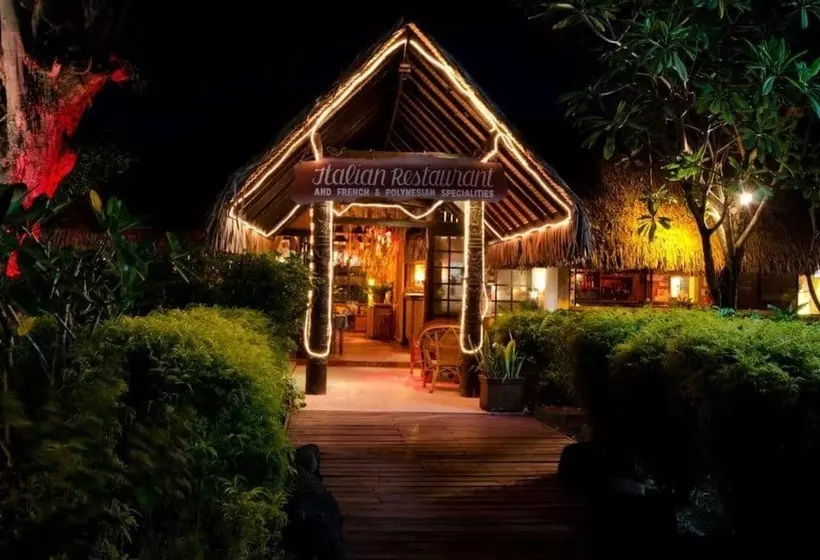 هتل Les Tipaniers