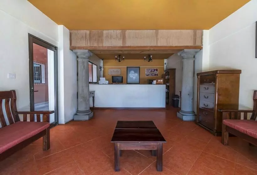 Meson Real Hotel & Suites