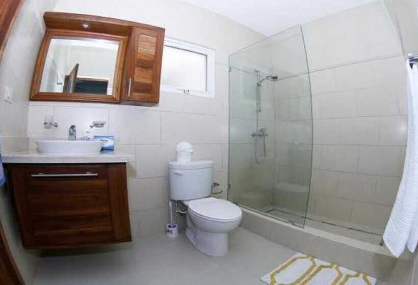 هتل Paradise Condos