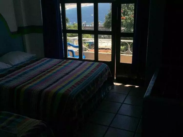 Pargos Hotel & Cowork