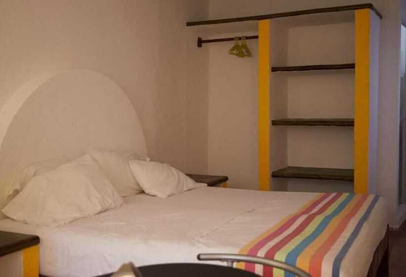 Pargos Hotel & Cowork