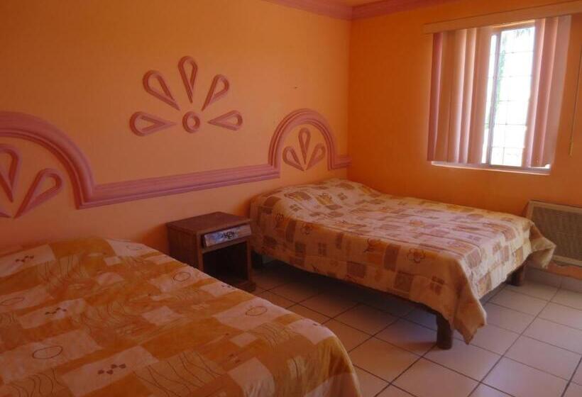 בית מלון כפרי Plaza Peñasco