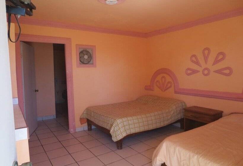 בית מלון כפרי Plaza Peñasco