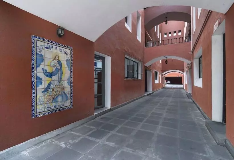 Meson Real Hotel & Suites