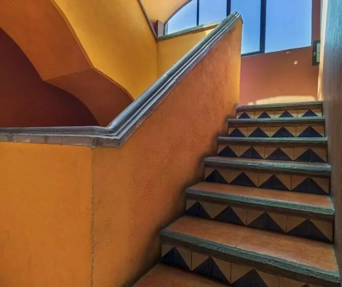 Meson Real Hotel & Suites