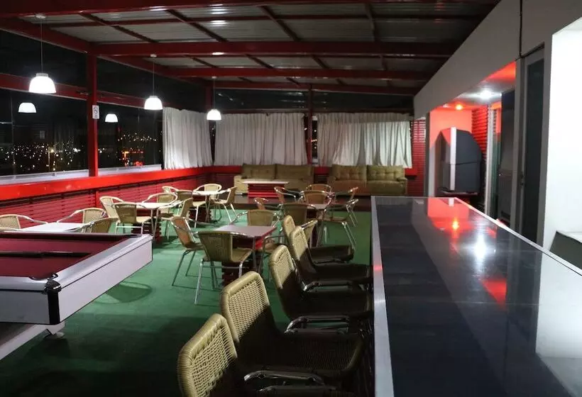 Palacio Rojo Hotel Familiar