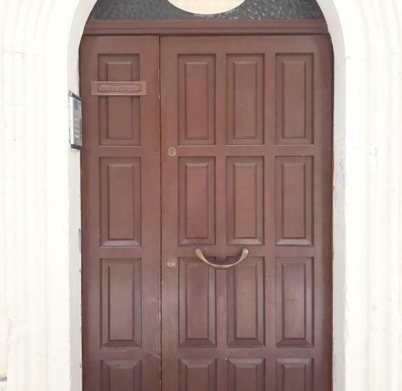 پانسیون Chicchinella