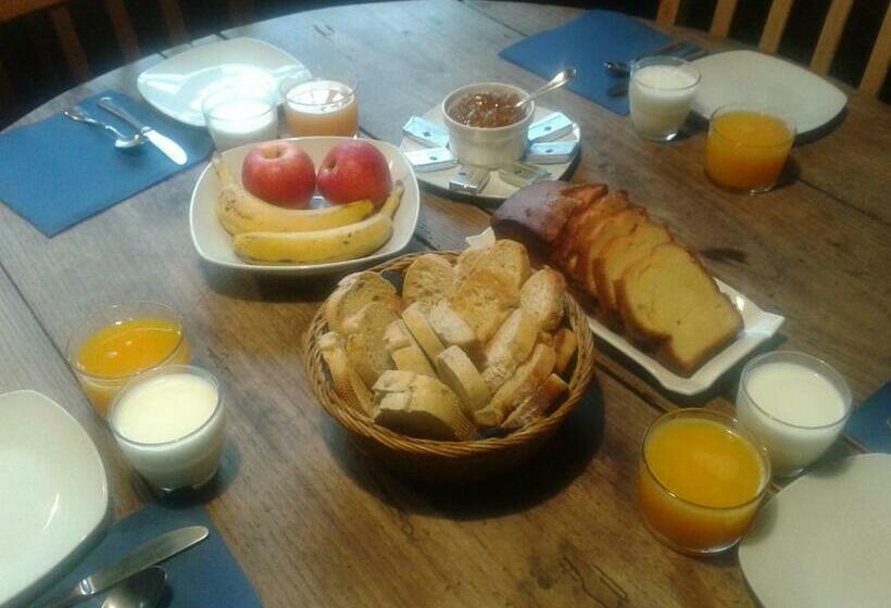 Pensão Hostal Itzalargikoborda