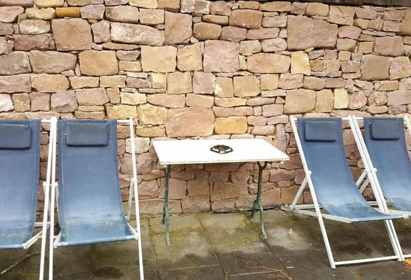 Pensão Hostal Itzalargikoborda