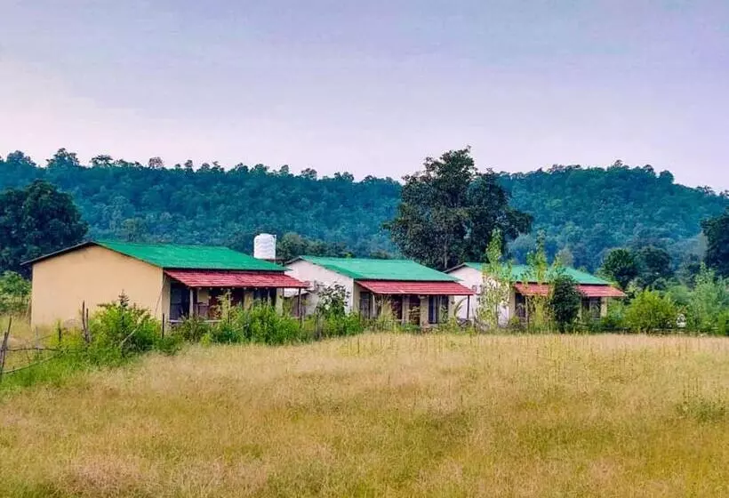 Hotelli Grand Narmada Jungle Homestay Resort Bandhavgarh