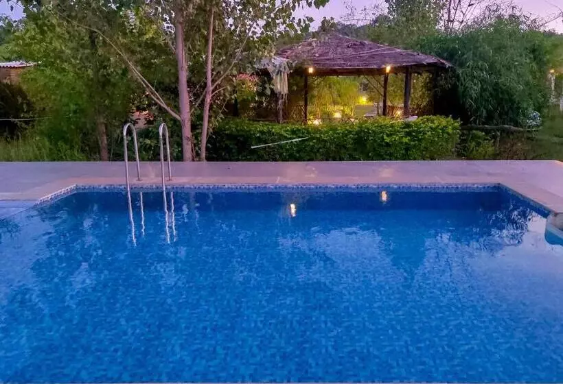 Hotelli Grand Narmada Jungle Homestay Resort Bandhavgarh