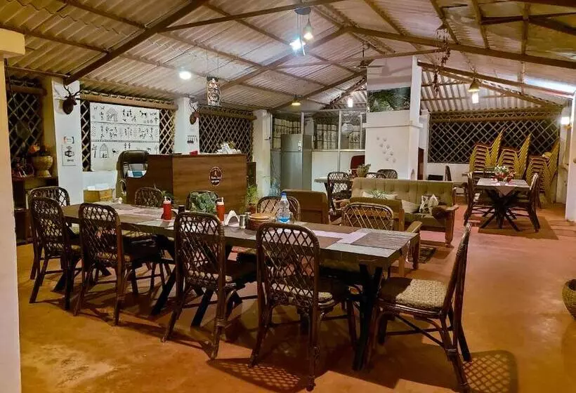Hotelli Grand Narmada Jungle Homestay Resort Bandhavgarh