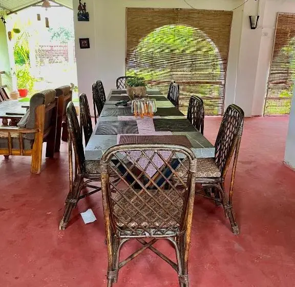 ホテル Grand Narmada Jungle Homestay Resort Bandhavgarh