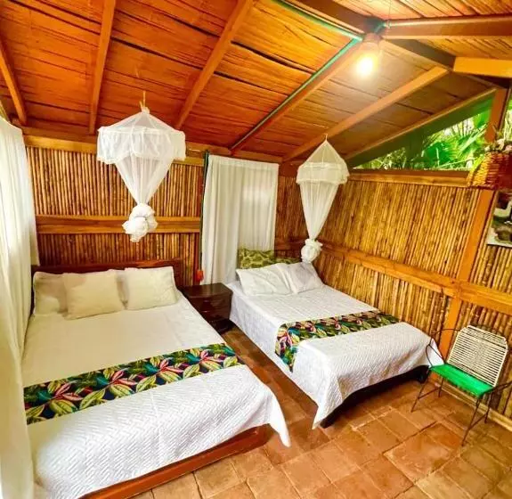 Hotelli Villa Sonia Eco Hostel