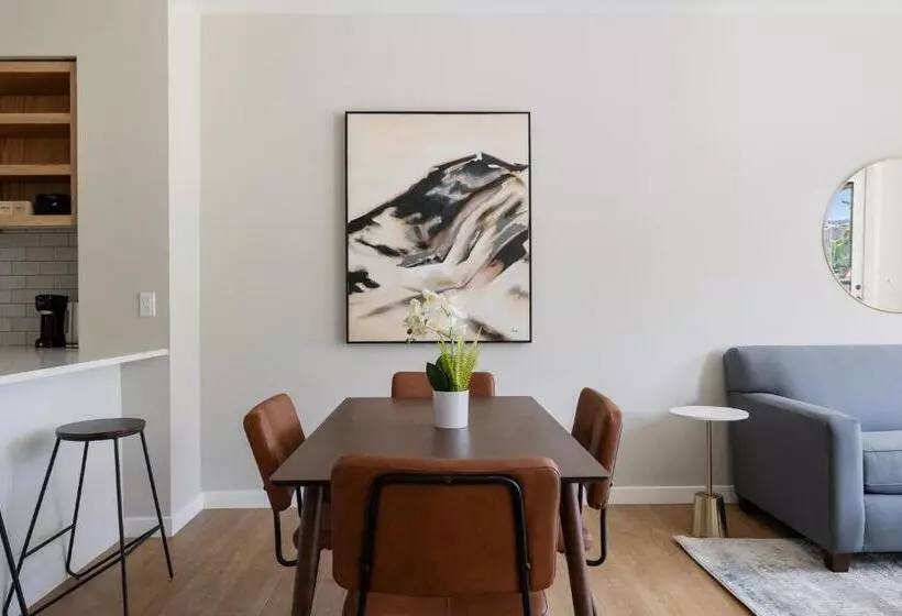 Kasa Universityairport Santa Clara