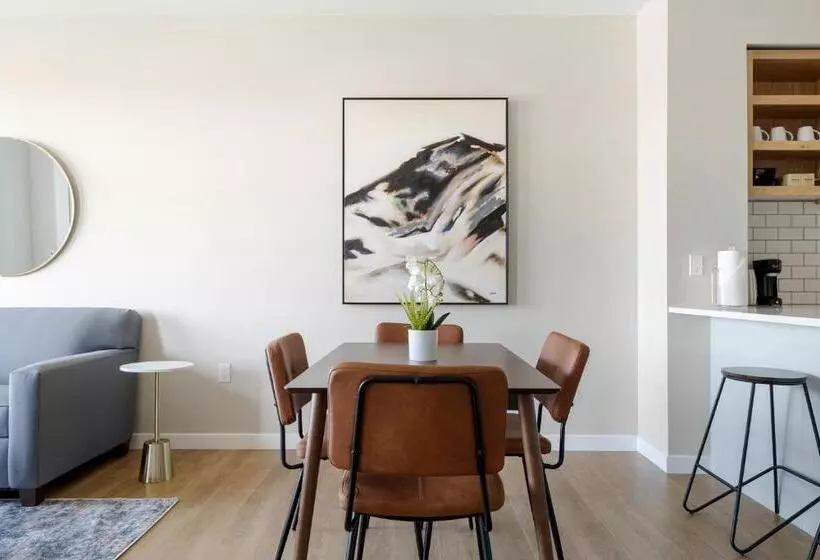 Kasa Universityairport Santa Clara