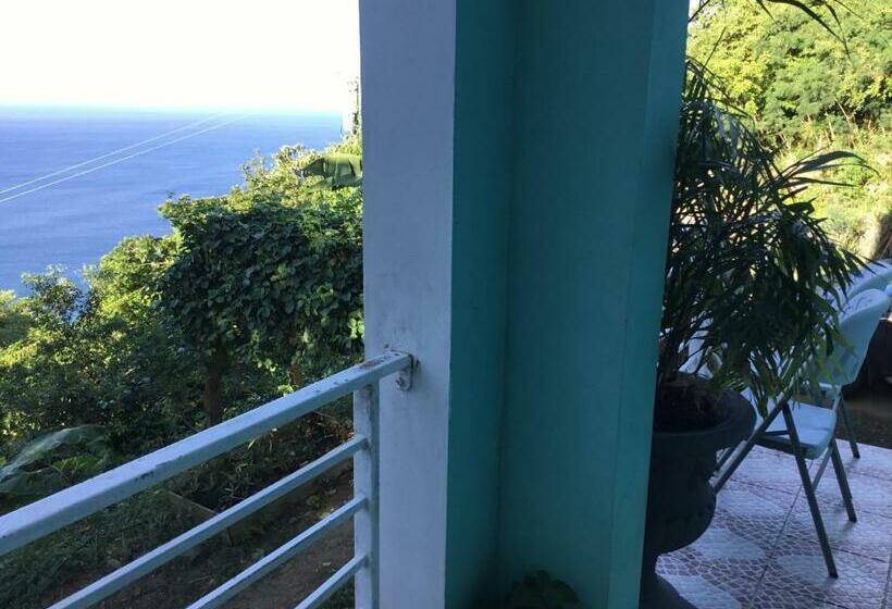 پانسیون Abigail S 2 Bedroom Apartment  Free Wifi  Full Kitchen