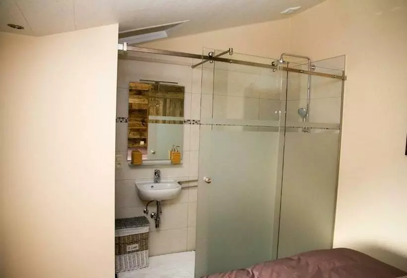 ペンション L Etable D Evelyne