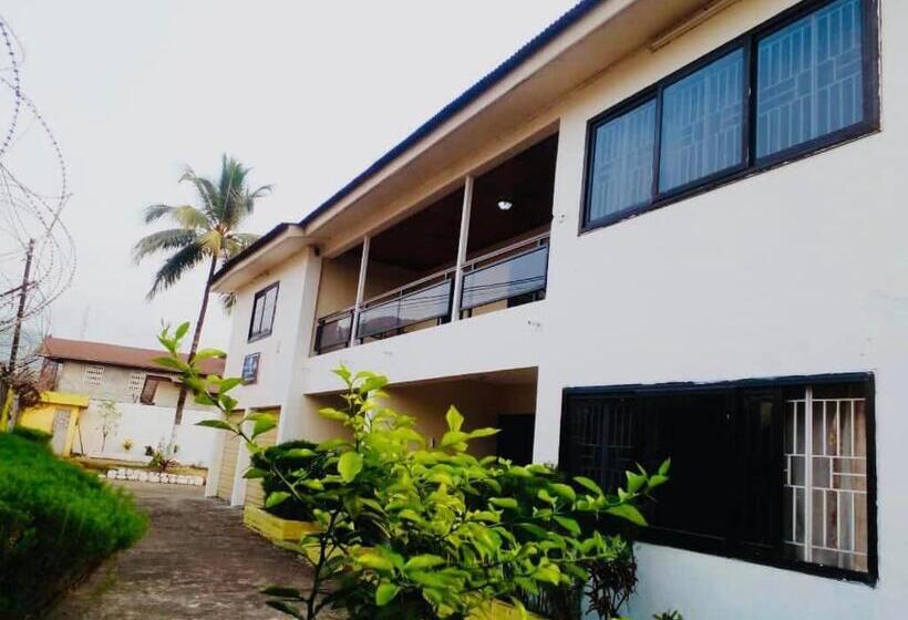 پانسیون Zunox Guest House