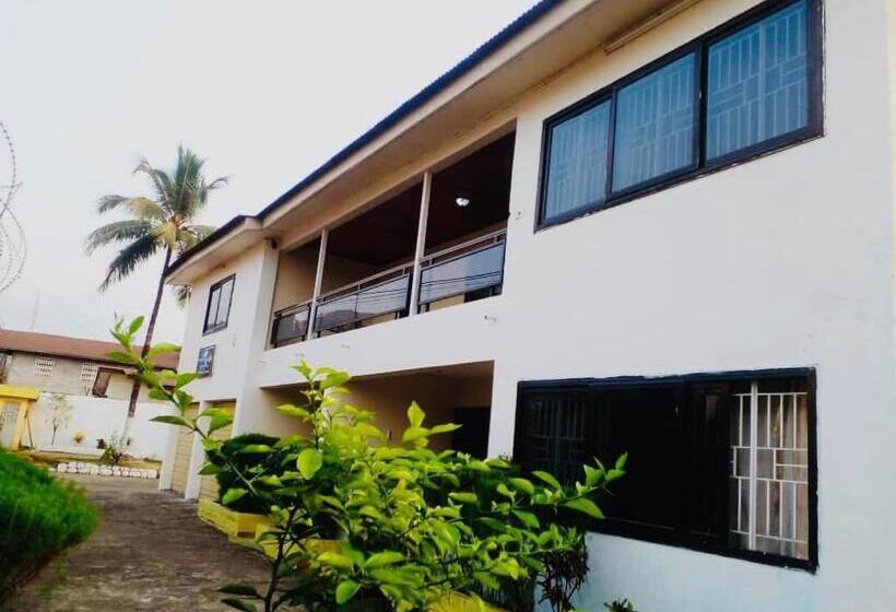 پانسیون Zunox Guest House