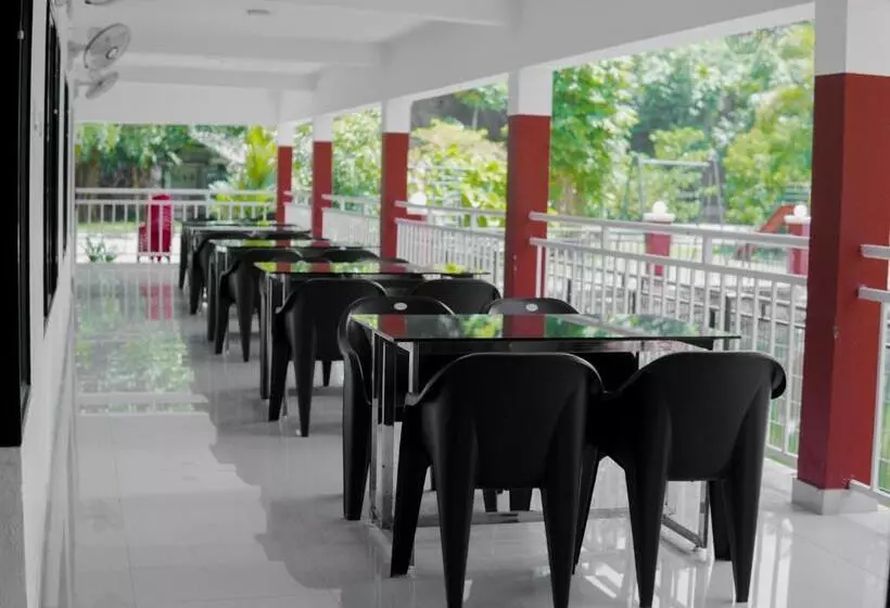 Rockdale Resort