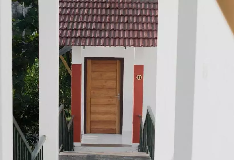 Rockdale Resort