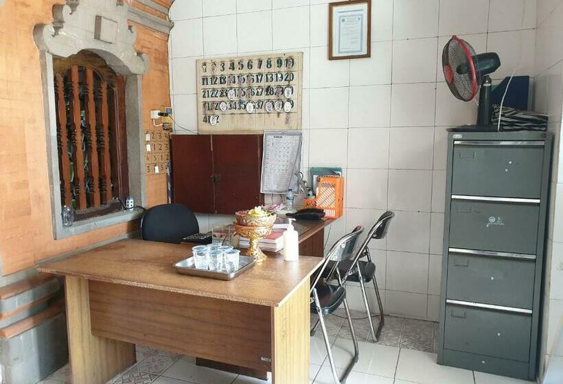 בית מלון כפרי Spot On 90732 Wisata Indah