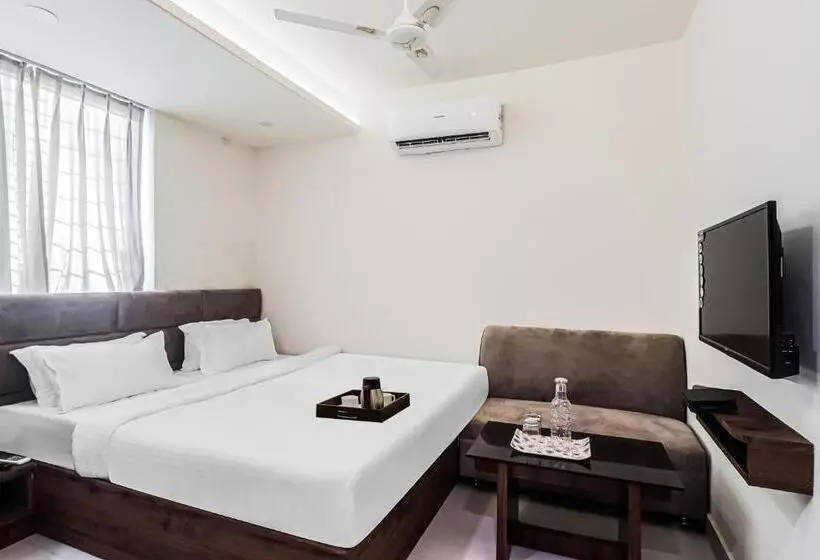 هتل Super Townhouse Marina