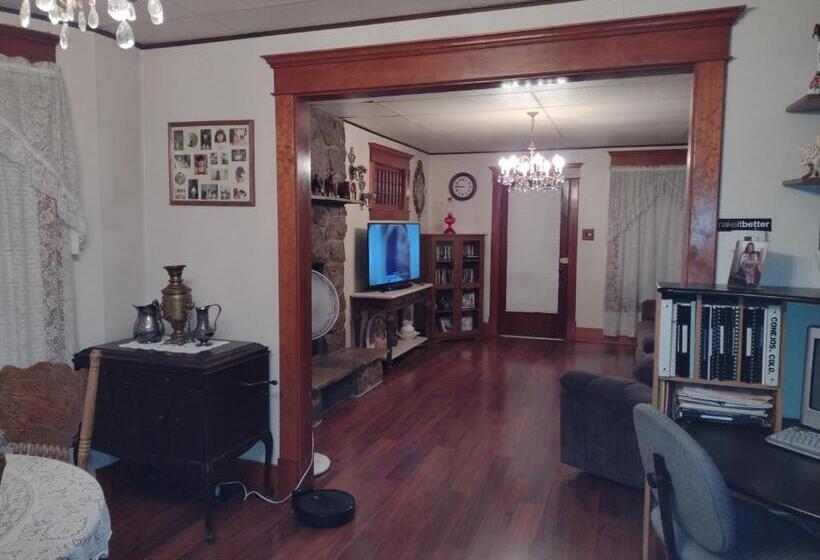 住宿加早餐 Quiet Full Size Bed Close To Town 420 Friendly