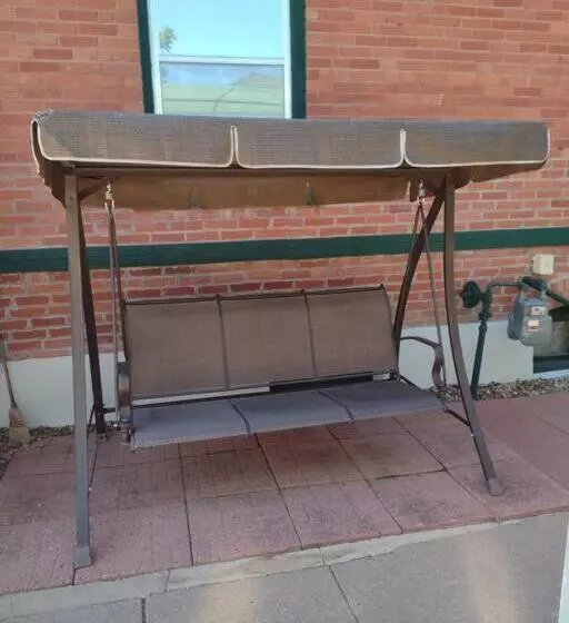 Aamiaismajoitus (B&B) Quiet Full Size Bed Close To Town 420 Friendly