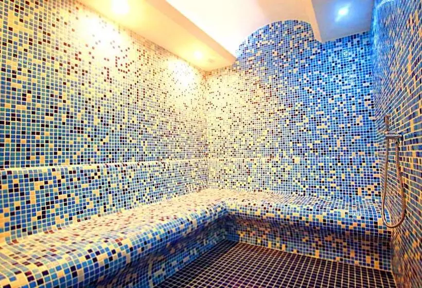 Bnb Hotel Spa