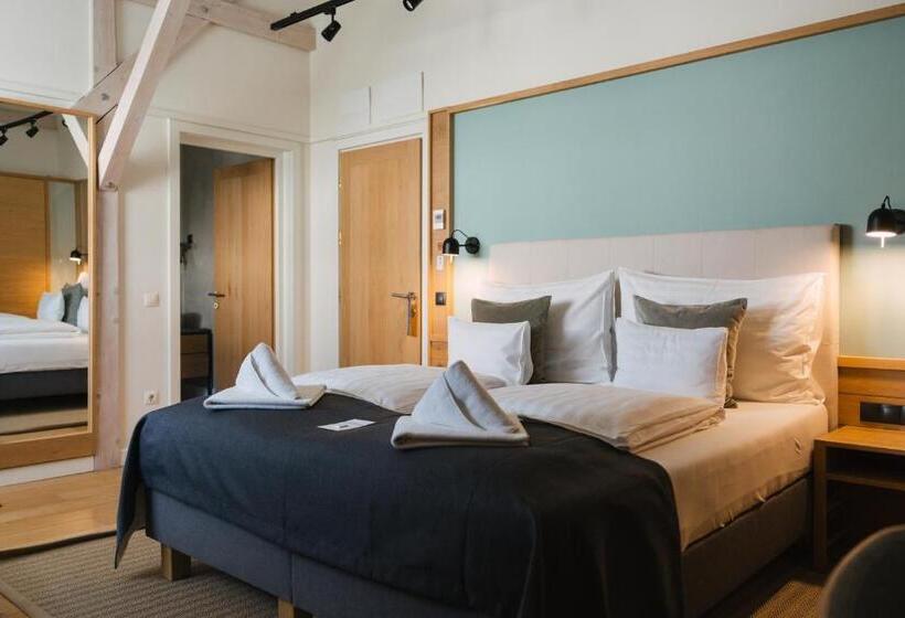 هتل Isabella Boutique