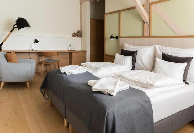 هتل Isabella Boutique