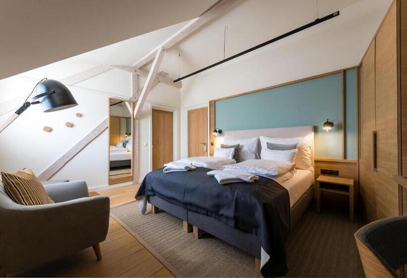 هتل Isabella Boutique