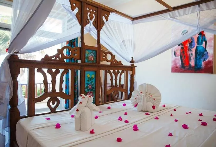 Hotelli Mambo Paradise