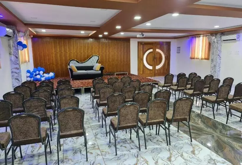 ホテル Vijay Shree Inn