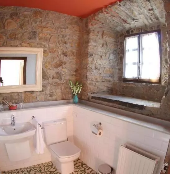 هتل روستایی Casona Cuervo