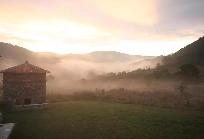 هتل روستایی Casona Cuervo