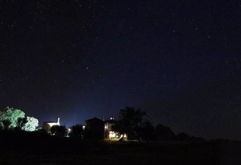هتل روستایی Casona Cuervo